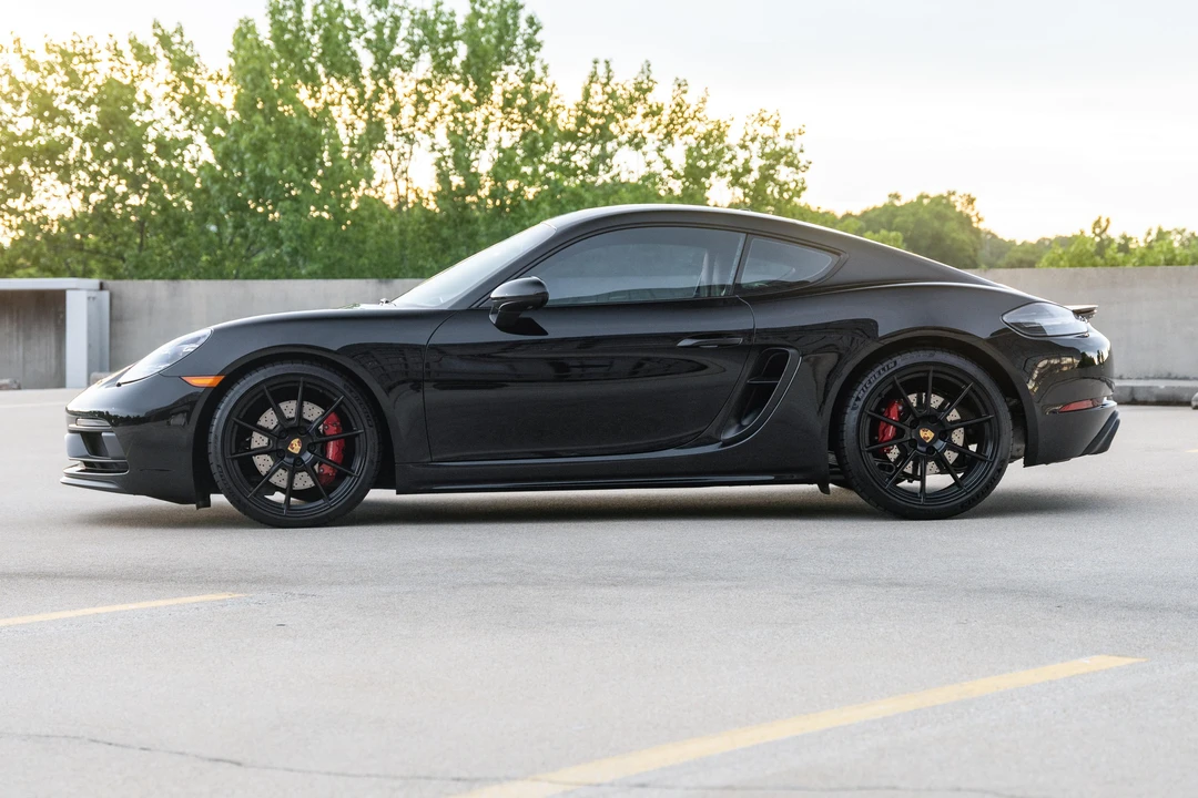 2025 Porsche 718 Cayman GTS 4.0 - Image 8 of 31