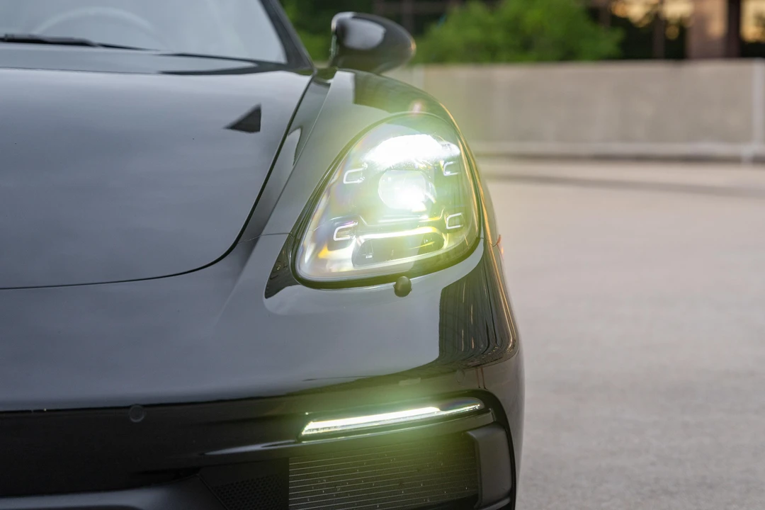 2025 Porsche 718 Cayman GTS 4.0 - Image 16 of 31