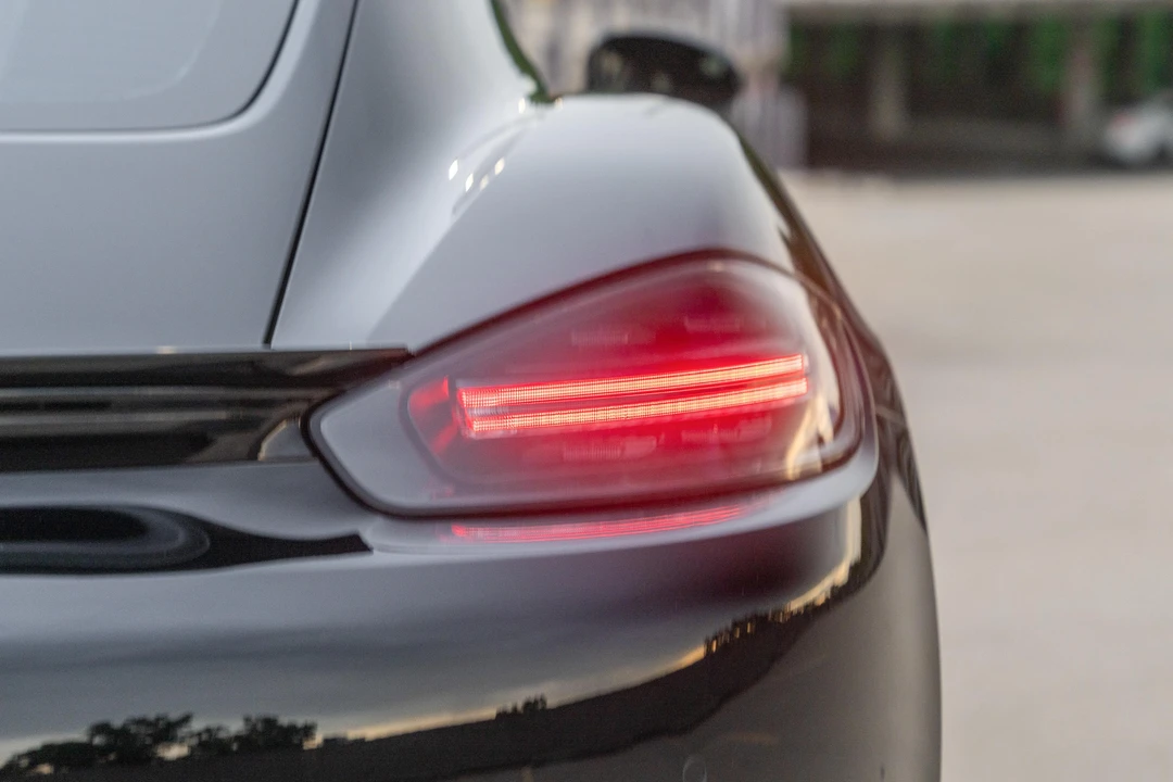 2025 Porsche 718 Cayman GTS 4.0 - Image 25 of 31