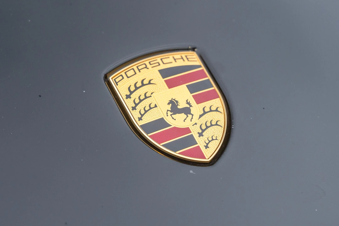 2025 Porsche 718 Cayman GTS 4.0 - Image 15 of 31