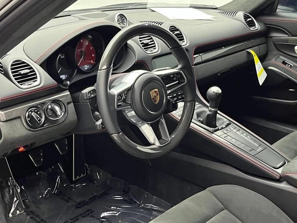 2025 Porsche 718 Cayman GTS 4.0 - Image 4 of 4