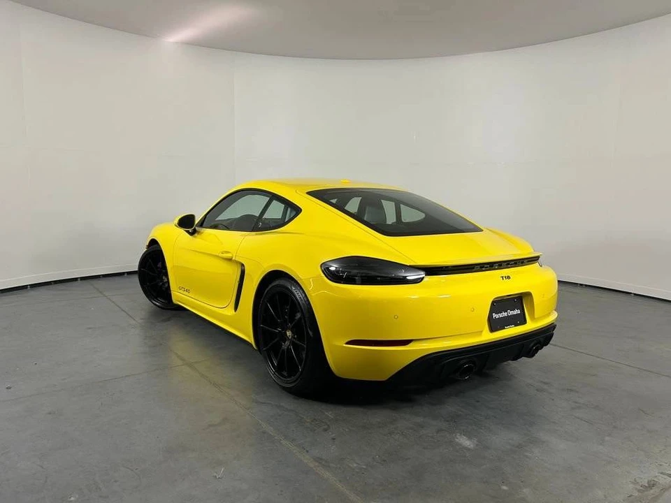 2025 Porsche 718 Cayman GTS 4.0 - Image 3 of 4