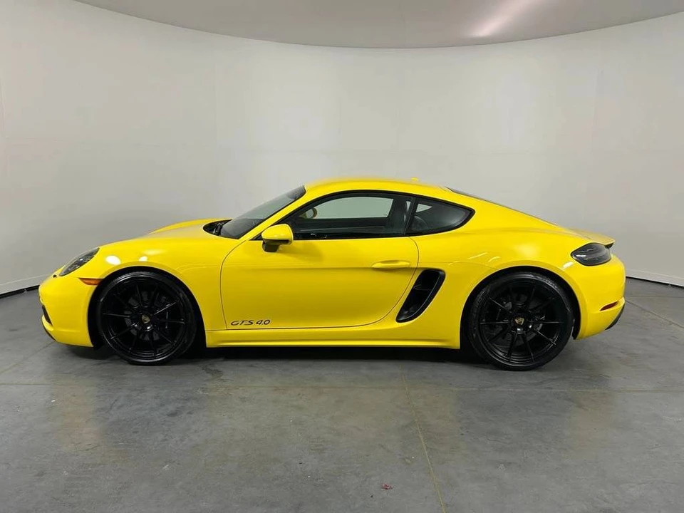2025 Porsche 718 Cayman GTS 4.0 - Image 2 of 4