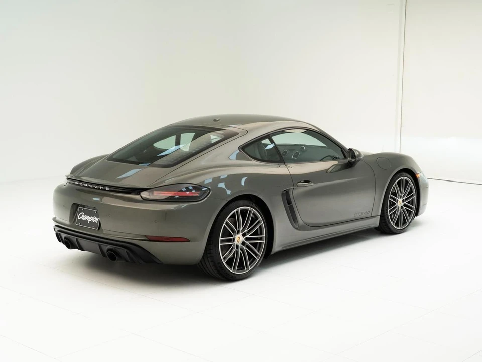 2025 Porsche 718 Cayman GTS 4.0 - Image 10 of 31