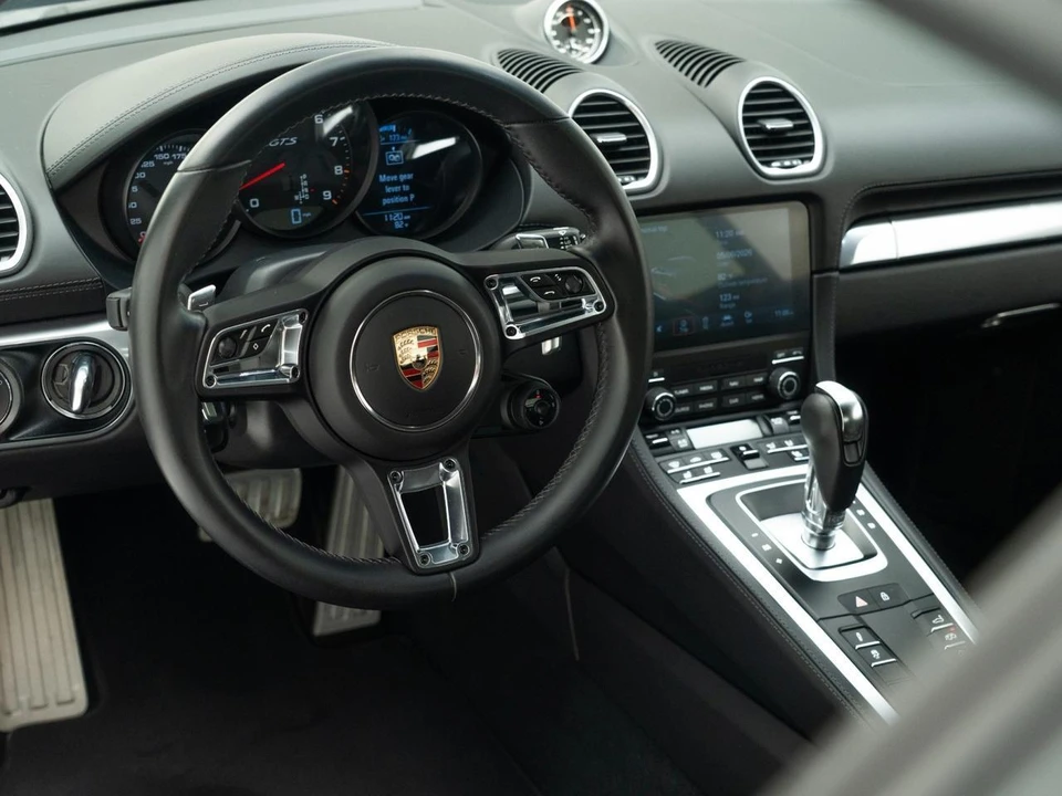 2025 Porsche 718 Cayman GTS 4.0 - Image 21 of 31
