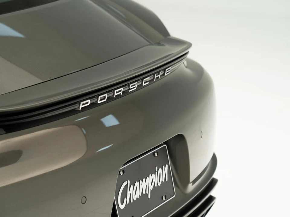 2025 Porsche 718 Cayman GTS 4.0 - Image 15 of 31