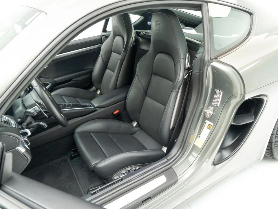 2025 Porsche 718 Cayman GTS 4.0 - Image 6 of 31