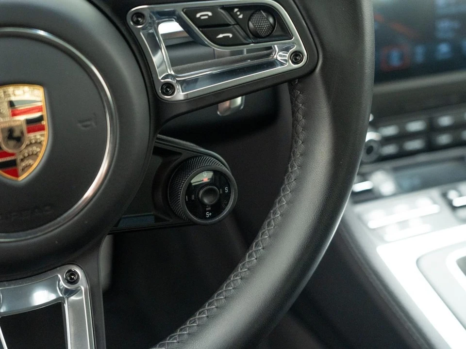 2025 Porsche 718 Cayman GTS 4.0 - Image 29 of 31