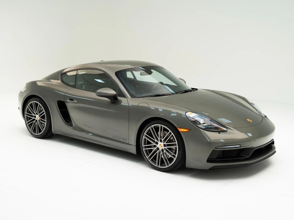 2025 Porsche 718 Cayman GTS 4.0 - Image 8 of 31
