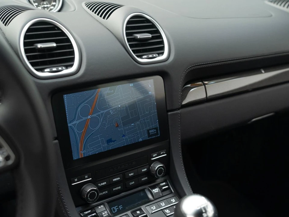 2025 Porsche 718 Cayman GTS 4.0 - Image 27 of 31
