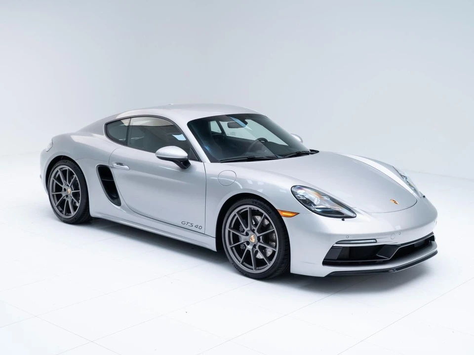2025 Porsche 718 Cayman GTS 4.0 - Image 8 of 31
