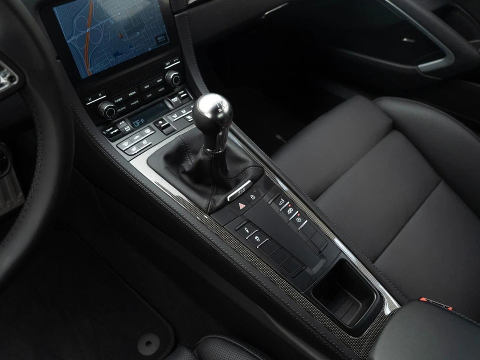 2025 Porsche 718 Cayman GTS 4.0 - Image 28 of 31
