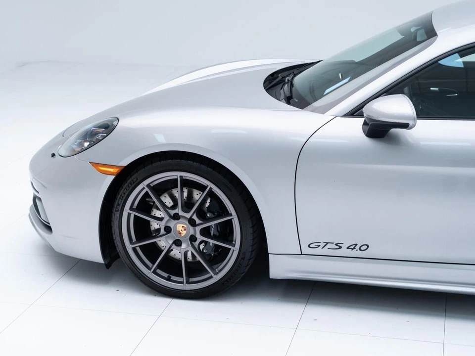 2025 Porsche 718 Cayman GTS 4.0 - Image 12 of 31
