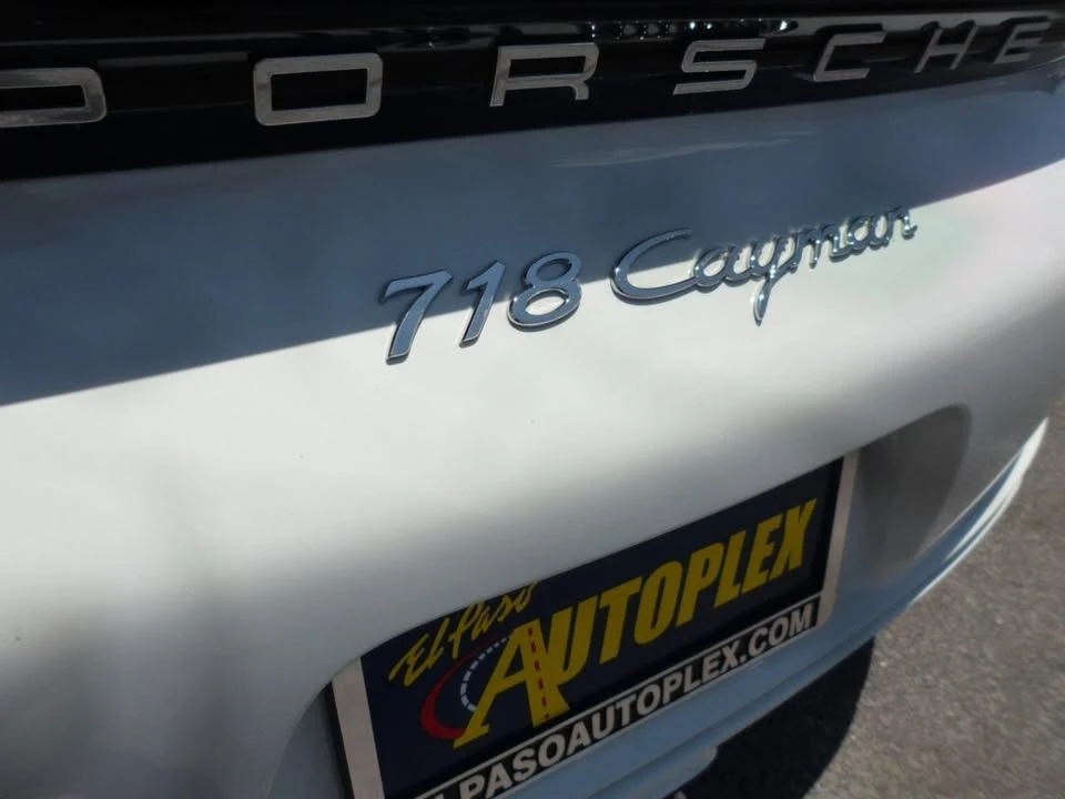 2025 Porsche 718 Cayman - Image 12 of 20