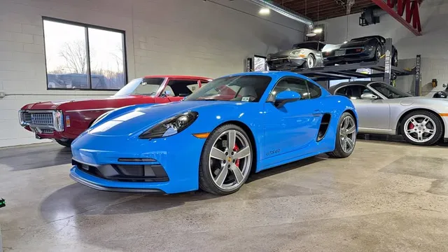 2025 Porsche 718 Cayman GTS 4.0