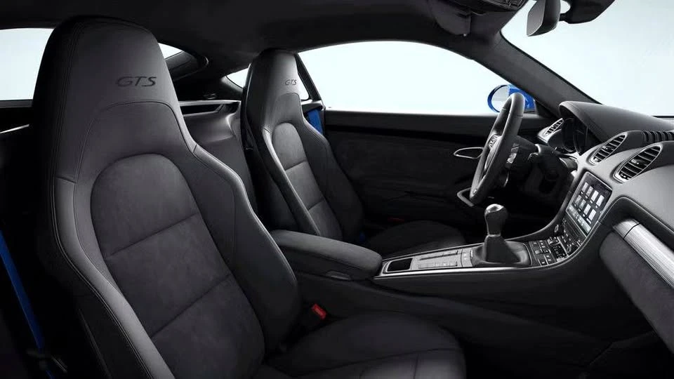 2025 Porsche 718 Cayman - Image 9 of 10