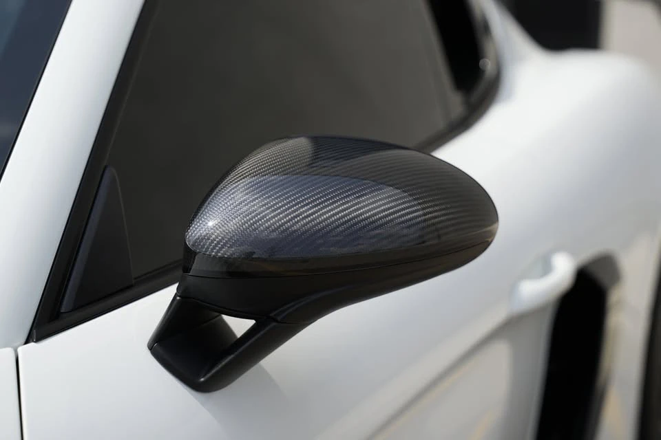 2025 Porsche 718 Cayman - Image 19 of 20