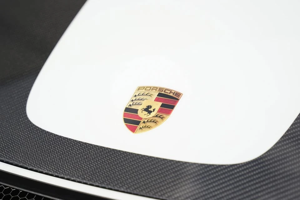 2025 Porsche 718 Cayman - Image 8 of 20