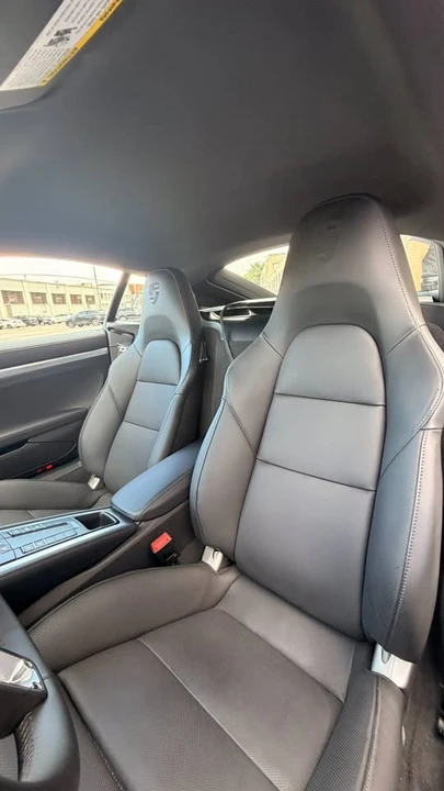 2025 Porsche 718 Cayman - Image 2 of 7
