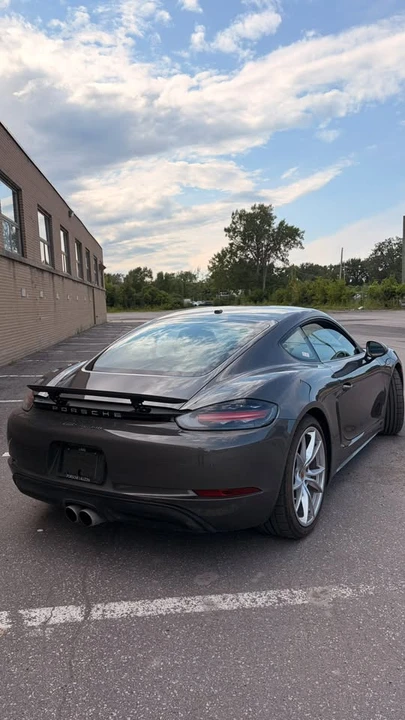 2025 Porsche 718 Cayman - Image 4 of 7