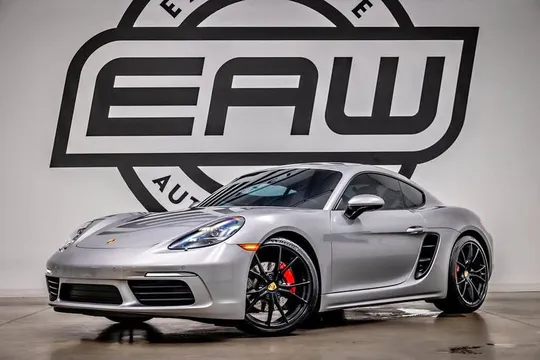 2025 Porsche 718 Cayman