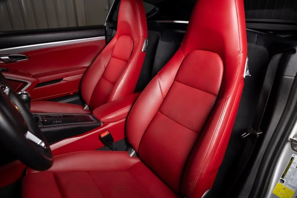 2025 Porsche 718 Cayman - Image 10 of 14