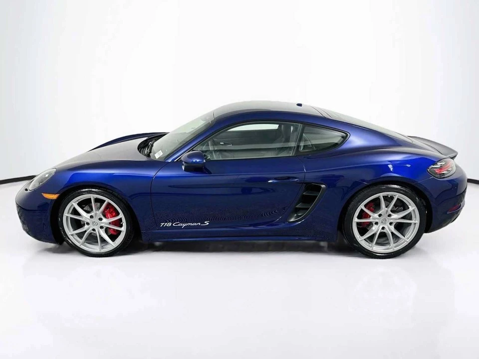 2025 Porsche 718 Cayman S - Image 2 of 4