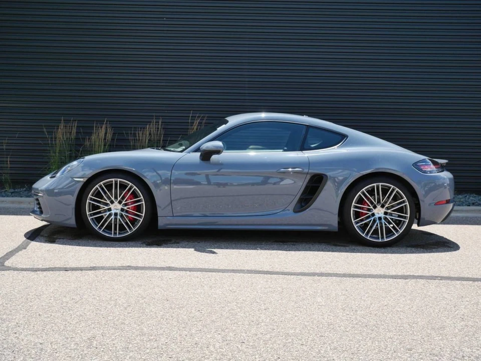 2025 Porsche 718 Cayman S - Image 2 of 5