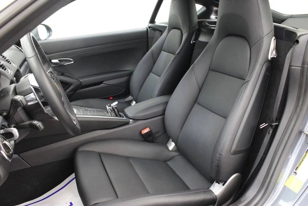 2025 Porsche 718 Cayman S - Image 5 of 5