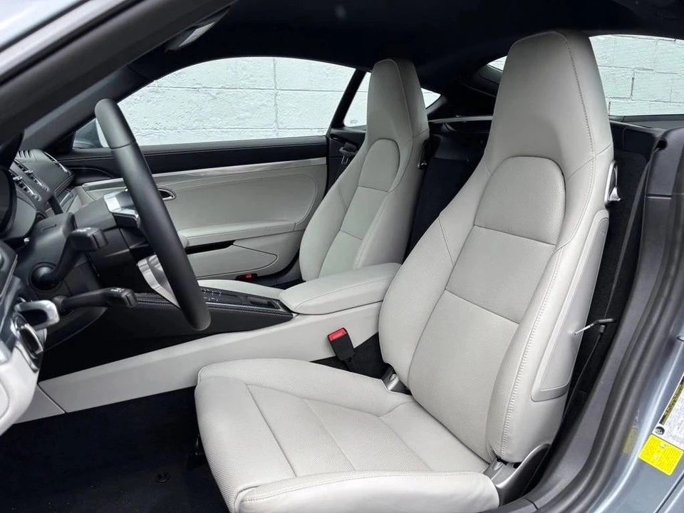 2025 Porsche 718 Cayman S - Image 5 of 5
