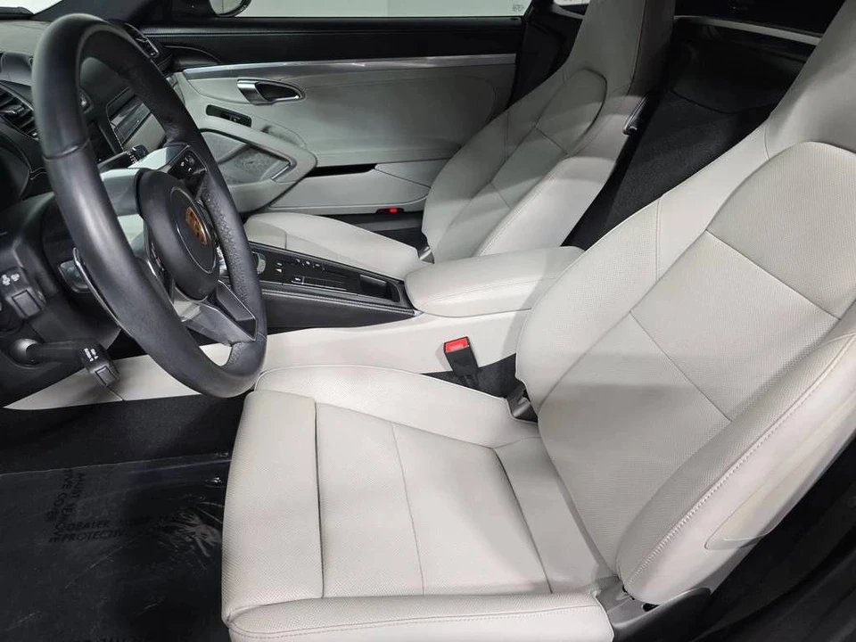2025 Porsche 718 Cayman S - Image 5 of 5