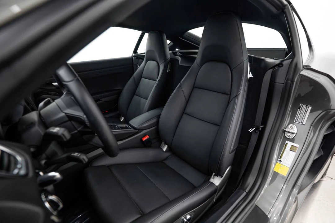 2025 Porsche 718 Cayman S - Image 5 of 5