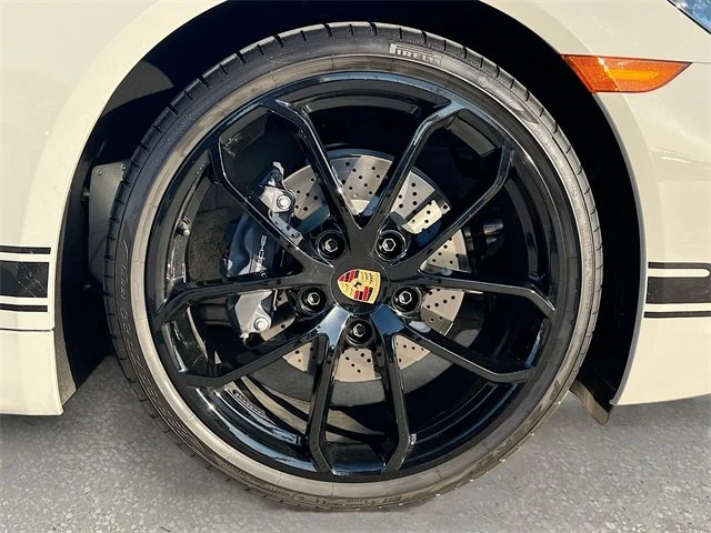 2025 Porsche 718 Cayman - Image 11 of 12