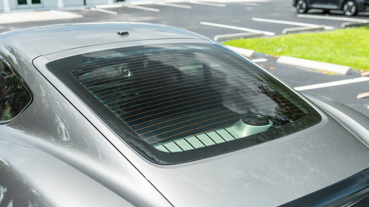 2025 Porsche 718 Cayman - Image 28 of 31