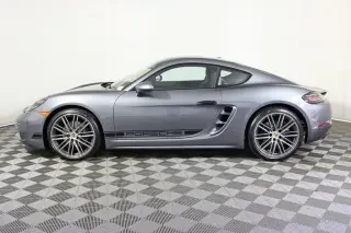 2025 Porsche 718 Cayman - Image 2 of 4