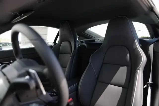 2025 Porsche 718 Cayman - Image 5 of 6