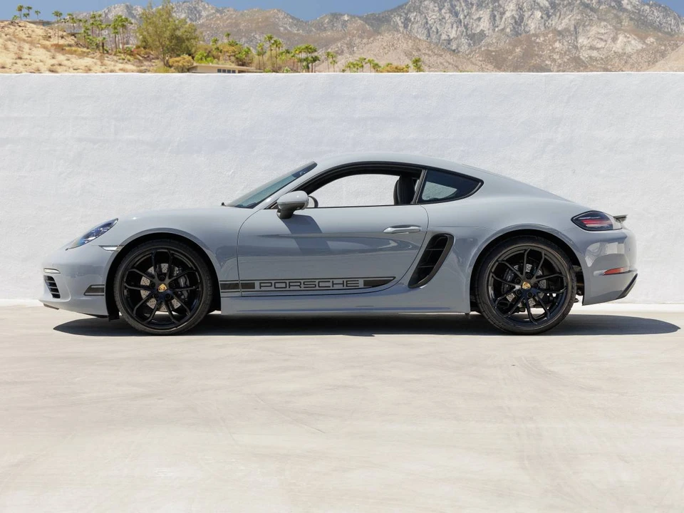 2025 Porsche 718 Cayman - Image 2 of 4