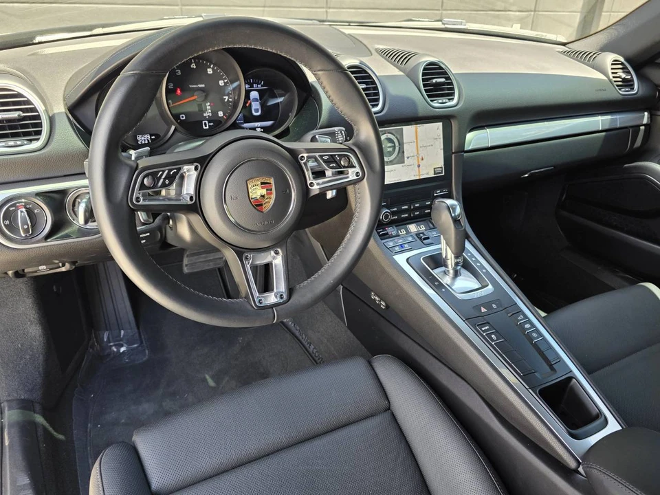 2025 Porsche 718 Cayman - Image 4 of 5