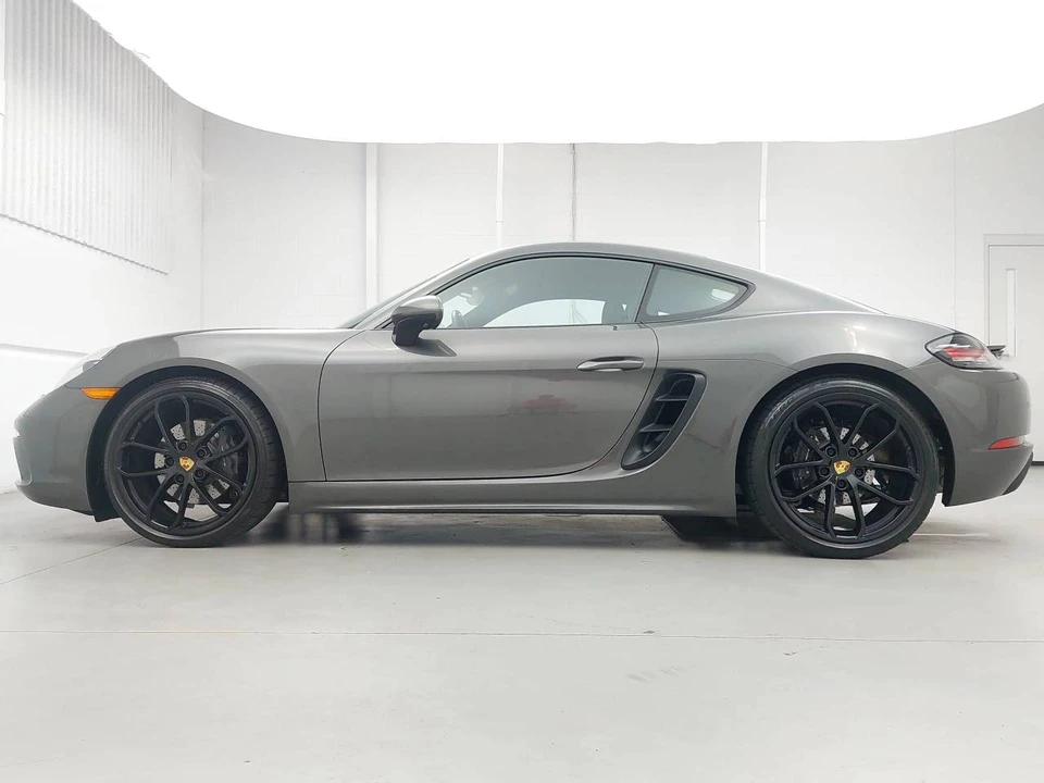 2025 Porsche 718 Cayman - Image 2 of 5