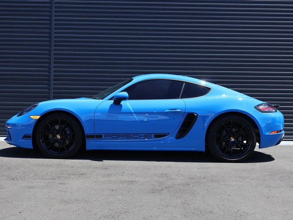 2025 Porsche 718 Cayman - Image 2 of 5