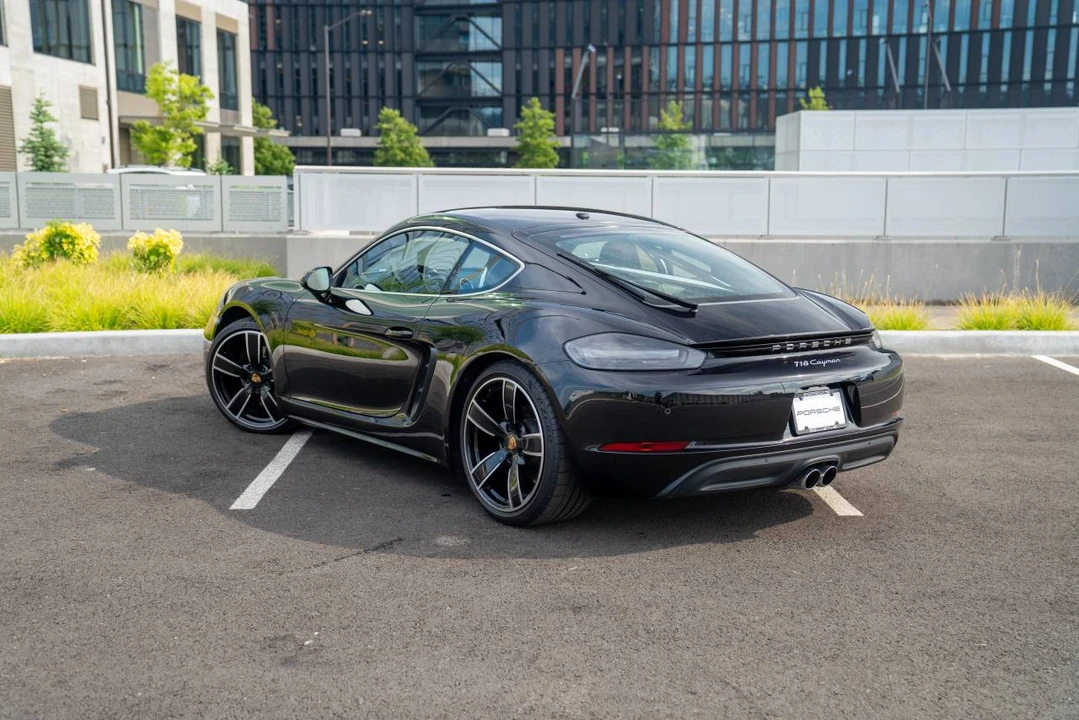 2025 Porsche 718 Cayman - Image 3 of 5