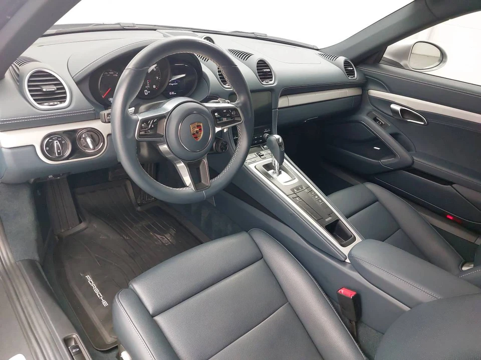 2025 Porsche 718 Cayman - Image 4 of 5