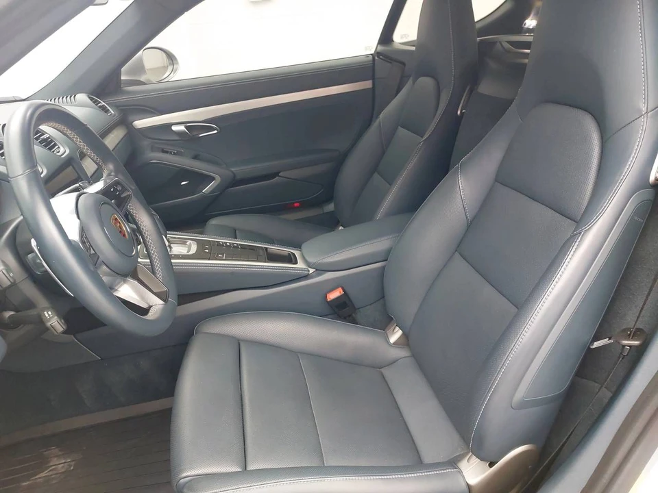2025 Porsche 718 Cayman - Image 5 of 5