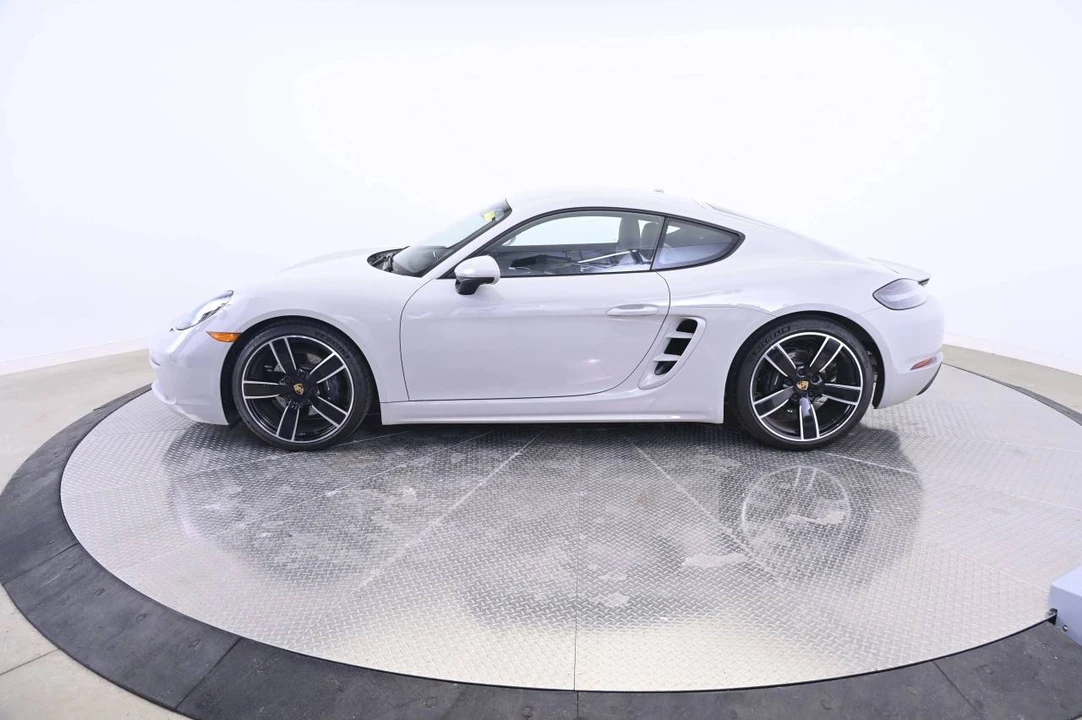 2025 Porsche 718 Cayman - Image 2 of 5