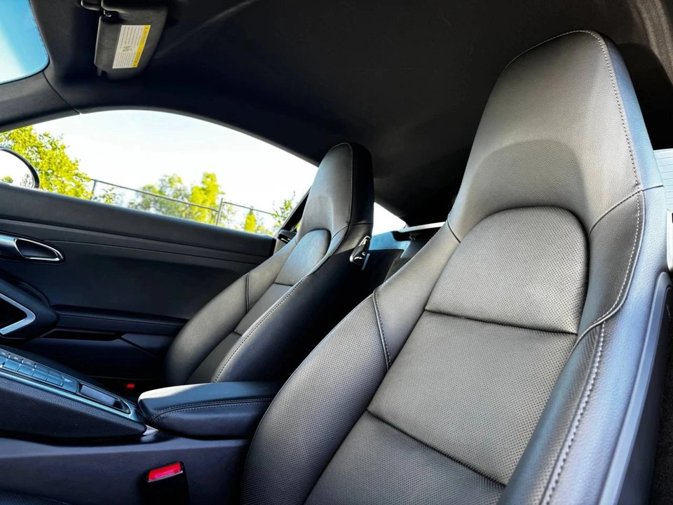 2025 Porsche 718 Cayman - Image 5 of 5