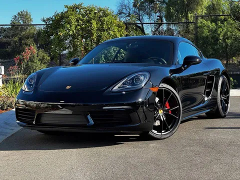 2025 Porsche 718 Cayman