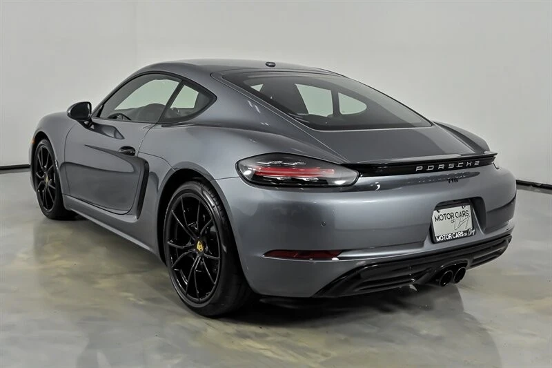 2025 Porsche 718 Cayman - Image 8 of 31