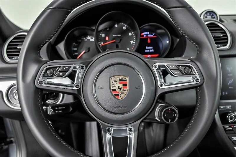 2025 Porsche 718 Cayman - Image 21 of 31