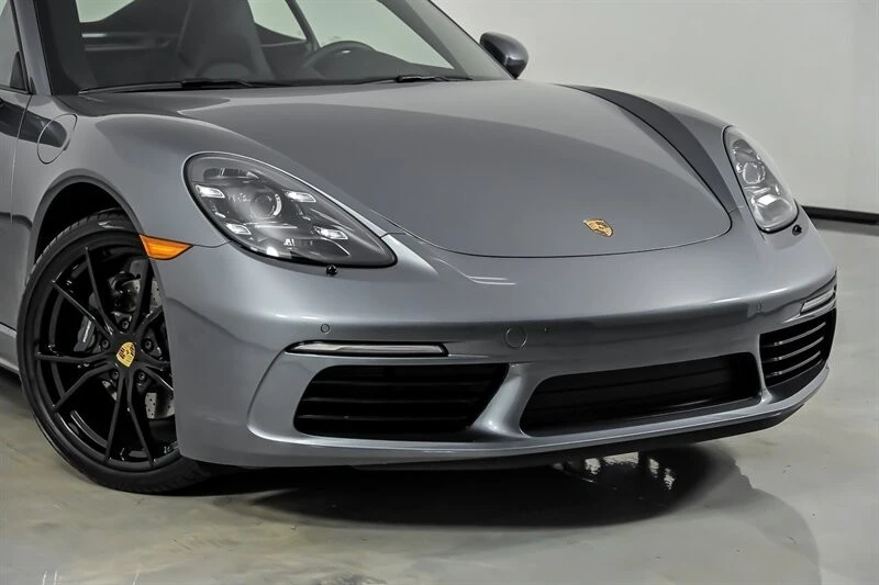 2025 Porsche 718 Cayman - Image 3 of 31