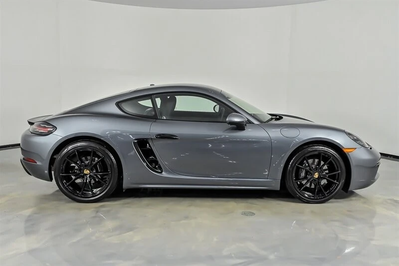 2025 Porsche 718 Cayman - Image 11 of 31